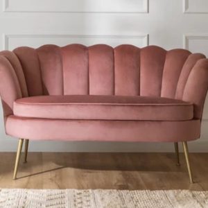 Roze velours bankje